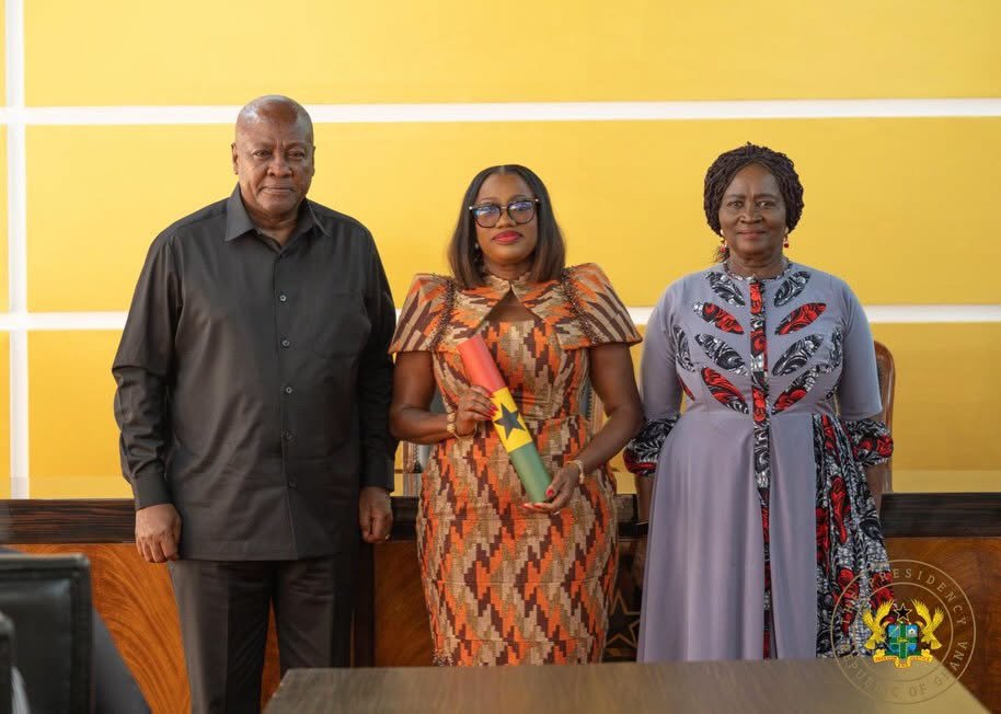 Dr. Pamela Graham sworn in as Ghana’s first female Auditor-General 737131020 1016076254358903 812409120726599296 n